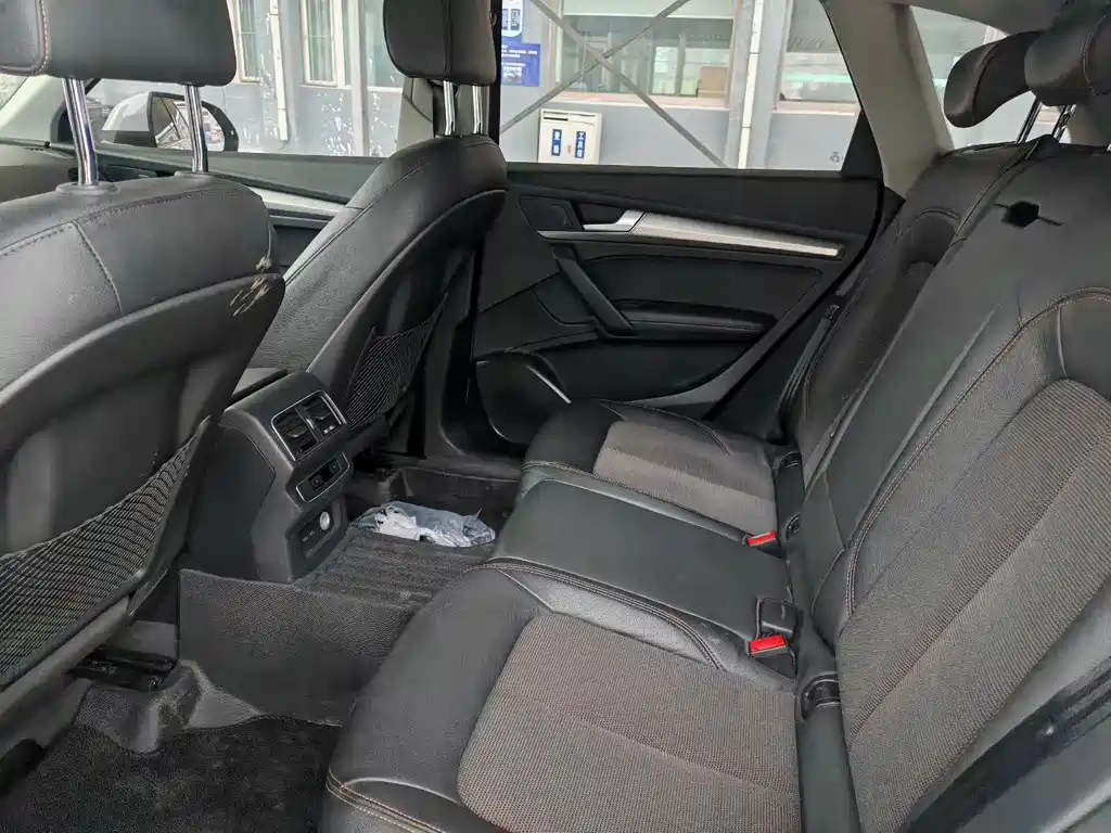 Audi Q5L 2018 45 TFSI Premium Fashion Edition National VI