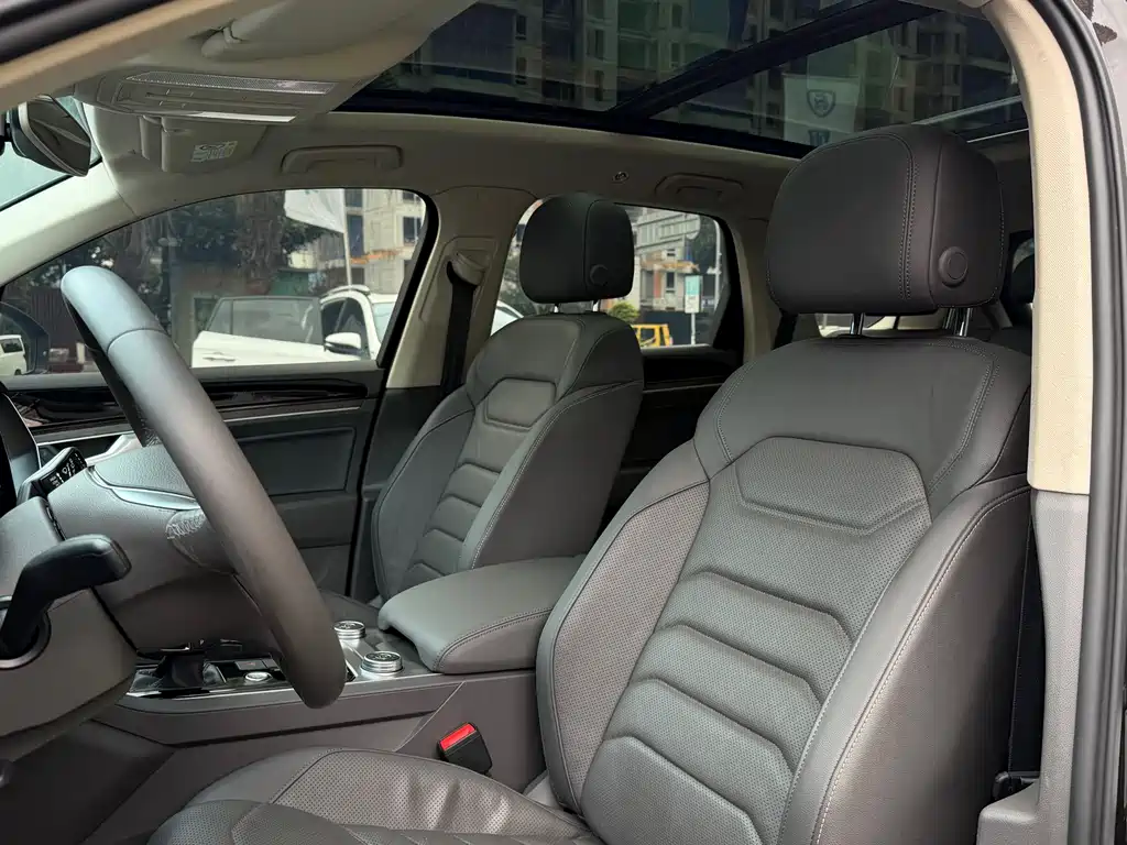 Touareg 2019 3.0 TSI Shifeng Edition National VI