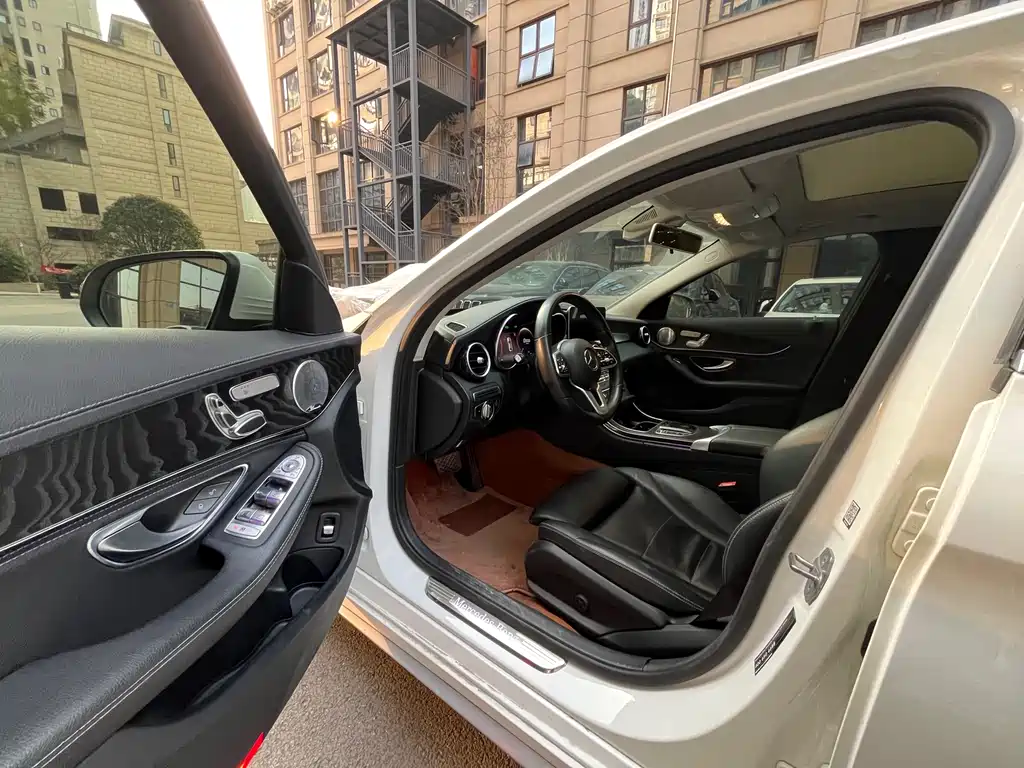 Mercedes-Benz C-Class 2019 C 260 L Sport Edition