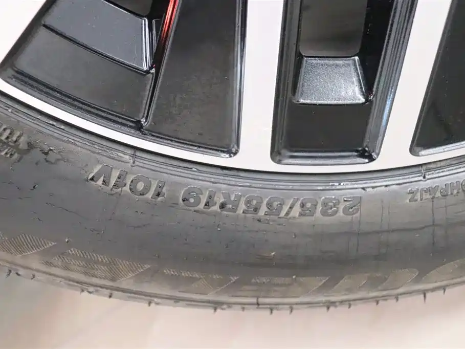 Mercedes GLC Coupe 2020 GLC 300 4MATIC Coupe SUV