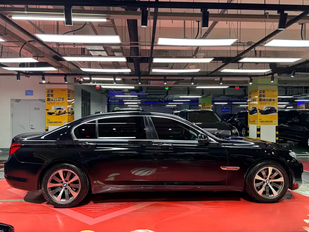 BMW 7 Series 2013 730Li Leading Edition