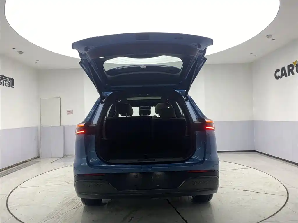 Ruihu 8 PLUS C-DM 2025 Edition 1.5T 116km Prestige 5-seat