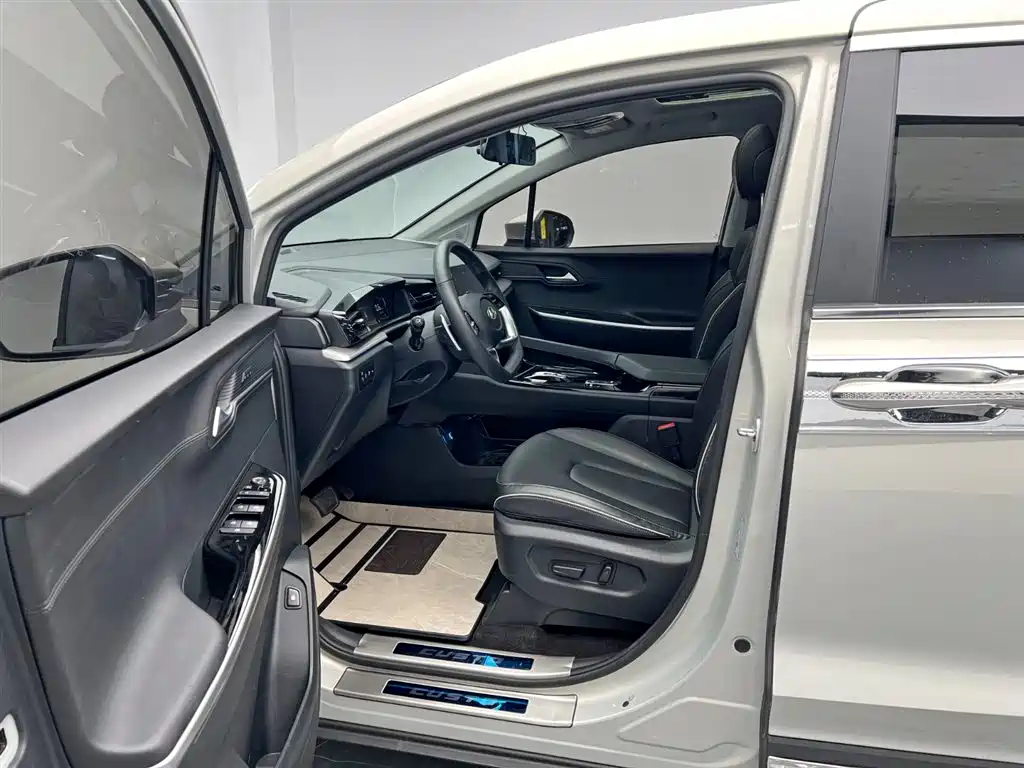 Kushita 2021 380TGDi Zhi'ai Zungui Edition LUX Premium