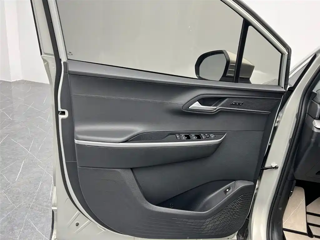 Kushita 2021 380TGDi Zhi'ai Zungui Edition LUX Premium
