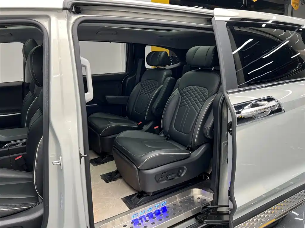 Kushita 2021 380TGDi Zhi'ai Zungui Edition LUX Premium
