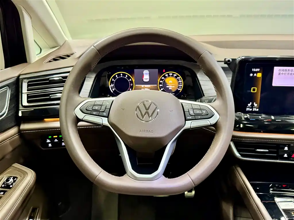 Viloran 2024 380TSI Prestige Edition