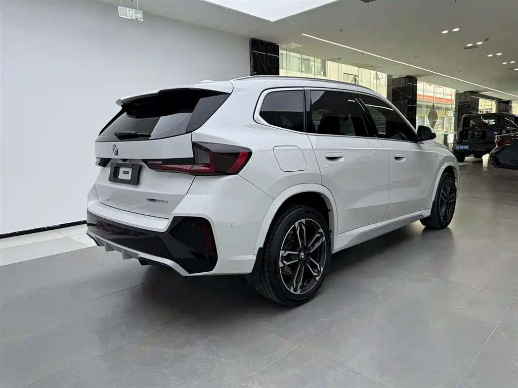 BMW X1 2024 sDrive25Li M Sport Package
