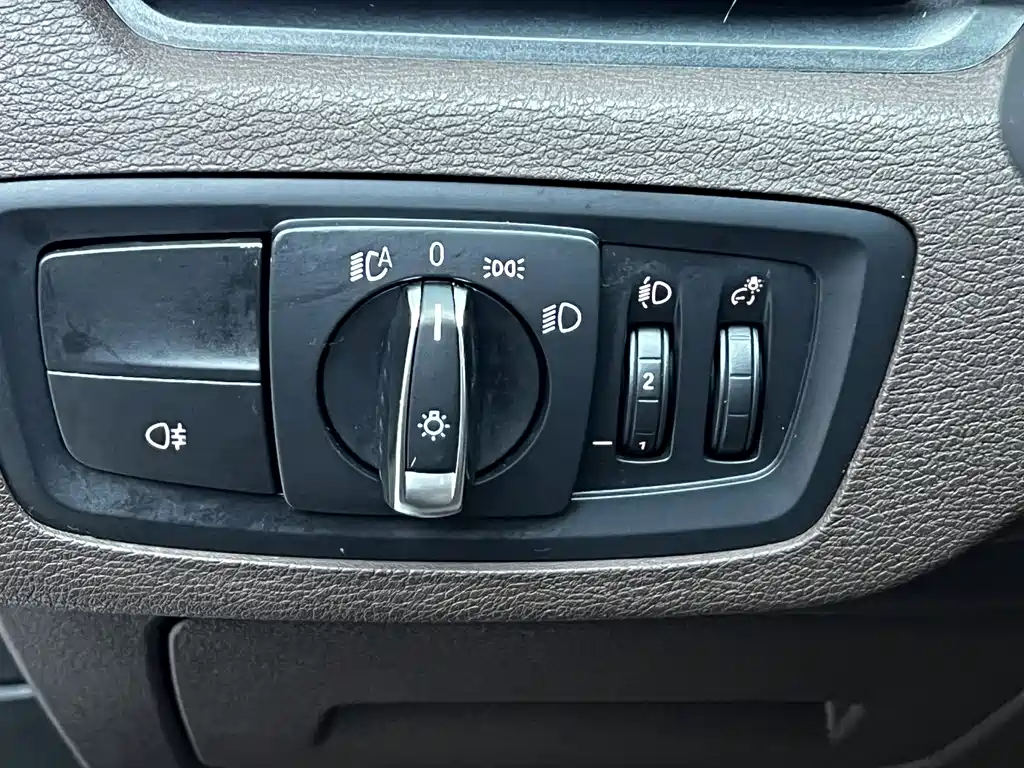 BMW X1 2020 sDrive20Li Luxury Edition