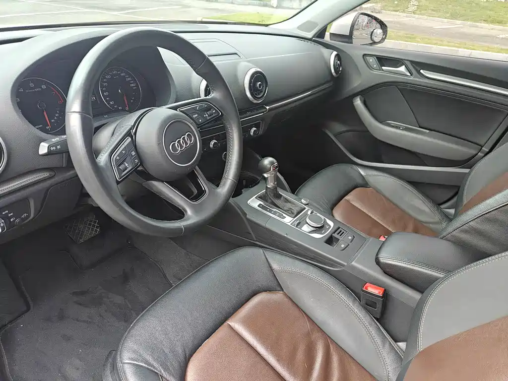 Audi A3 2019 Limousine 35 TFSI Sportline (China V)