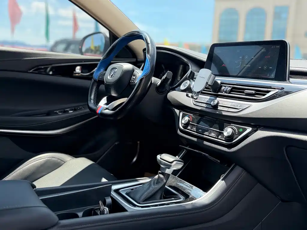 Sharp Chassis CC 2021 Blue Whale Edition 1.5T DCT Luxury Model