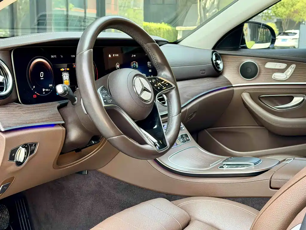 Mercedes-Benz E-Class 2022 E 300 L Sporty and Stylish Edition