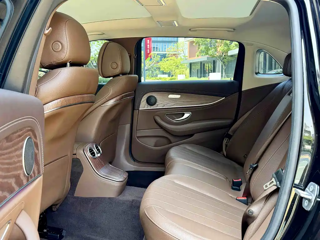 Mercedes-Benz E-Class 2022 E 300 L Sporty and Stylish Edition