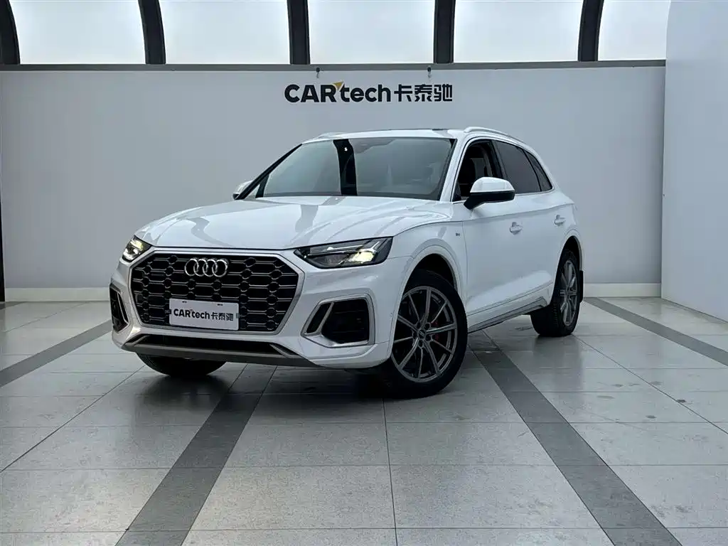 Audi Q5L 2022 40T Premium Dynamic Edition