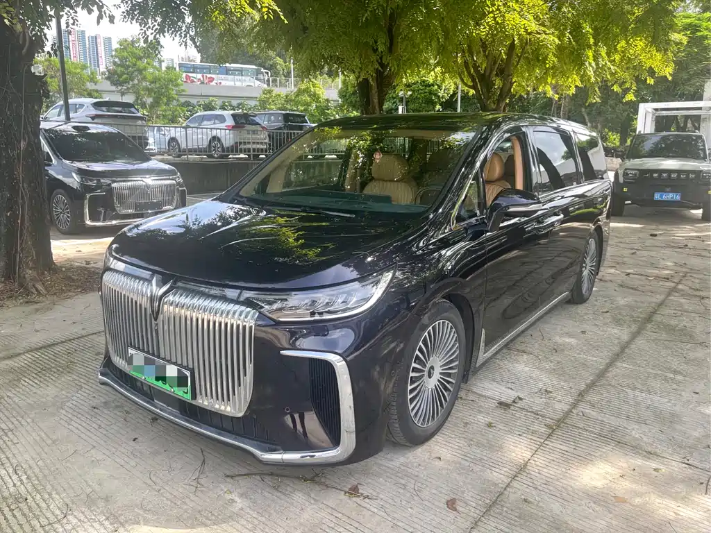 Dreams Explorer 2025款 PHEV All-Wheel Drive Flagship Kunpeng Edition