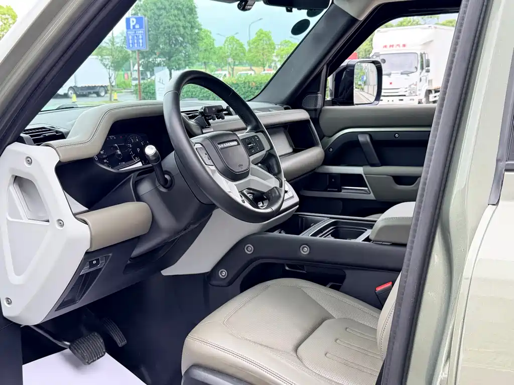 Land Rover Defender 2020 110 P400 HSE