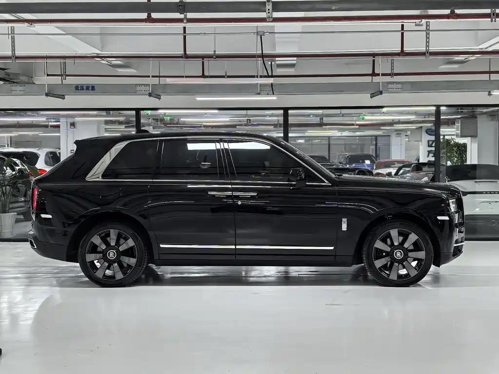 Cullinan 2018 4-seater Edition