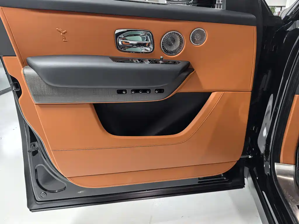 Cullinan 2018 4-seater Edition