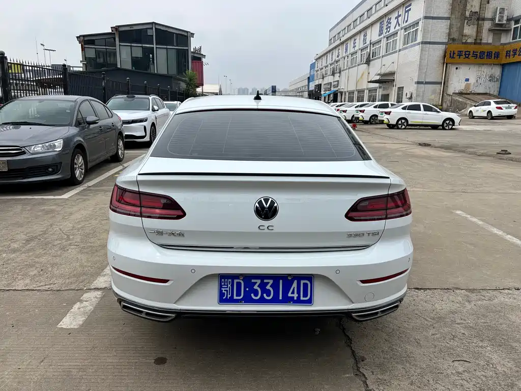 2023 Volkswagen Passat 330 TSI Xunmu Edition