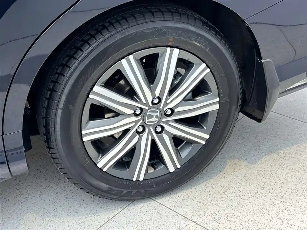 Odyssey 2022 2.0L e:HEV Shining Edition