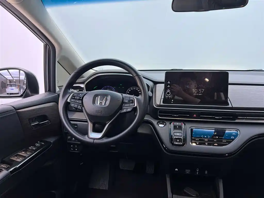 Odyssey 2022 2.0L e:HEV Shining Edition