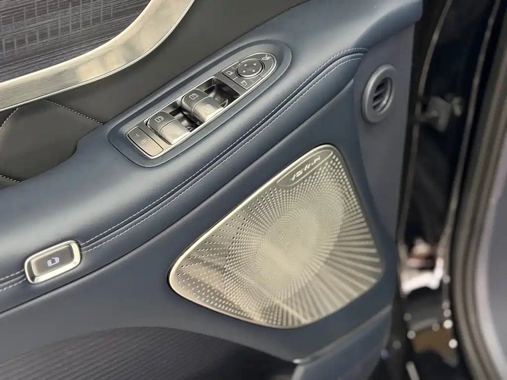 Dreams Explorer 2026款 PHEV Qiankun Ultra