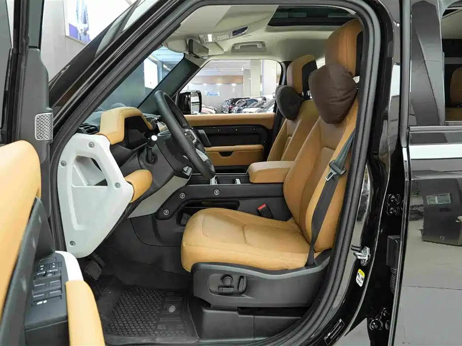 Land Rover Defender 2024 110 3.0T P400 Dark Special Edition