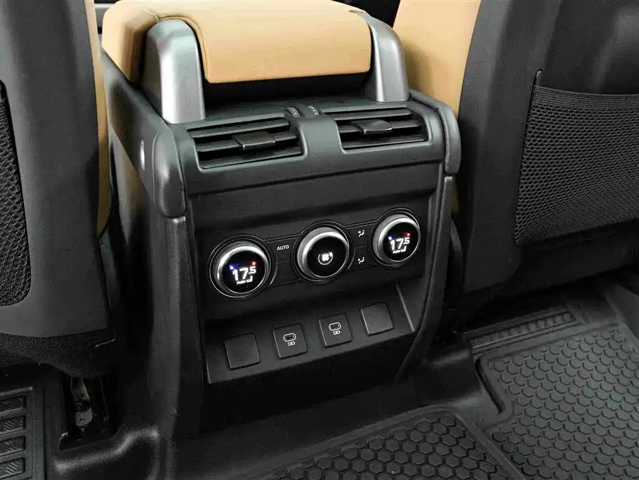 Land Rover Defender 2024 110 3.0T P400 Dark Special Edition