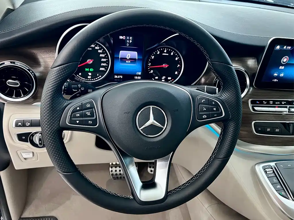 Mercedes-Benz V-Class 2022 260 L Long Wheelbase Luxury Edition
