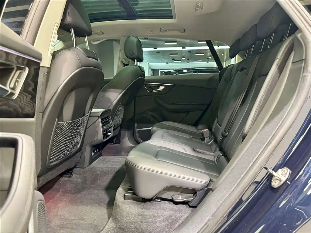 Audi Q8 2023 55 TFSI Luxury Dynamic Edition