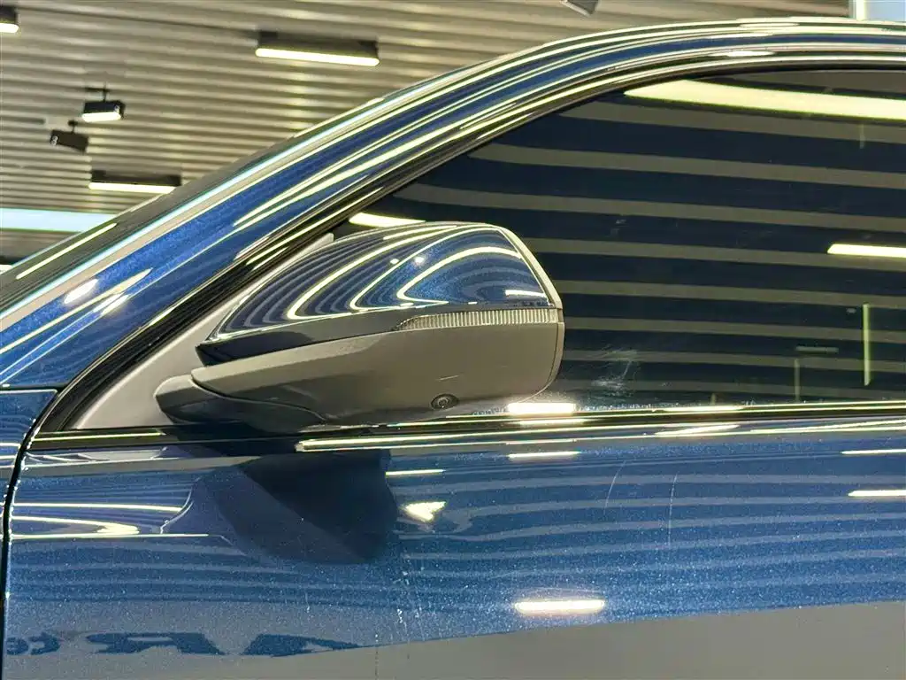 Audi Q8 2023 55 TFSI Luxury Dynamic Edition
