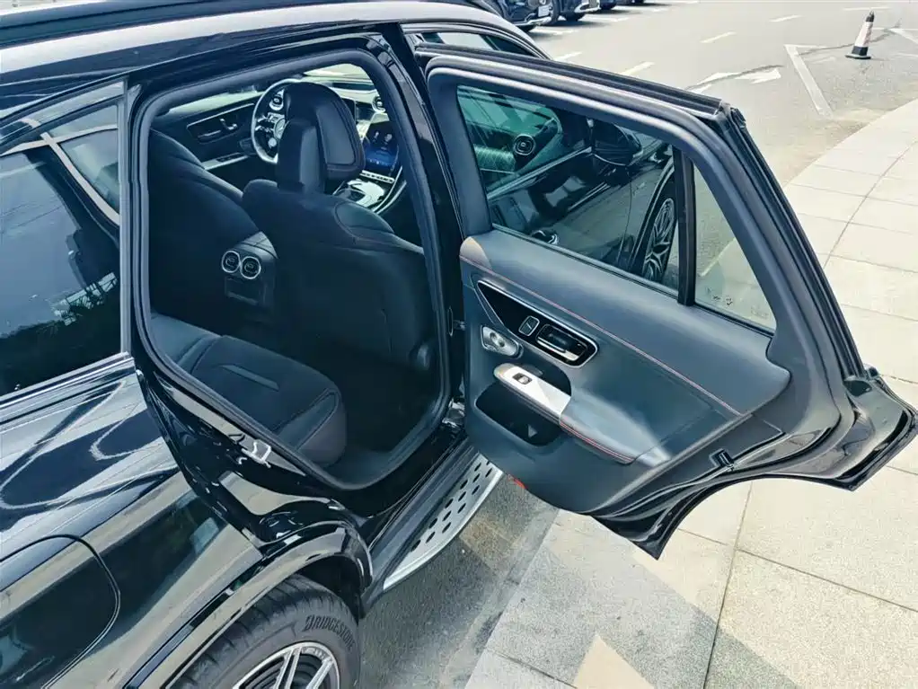 Mercedes-Benz GLC AMG 2024 Model AMG GLC 43 4MATIC