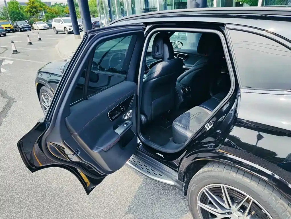 Mercedes-Benz GLC AMG 2024 Model AMG GLC 43 4MATIC