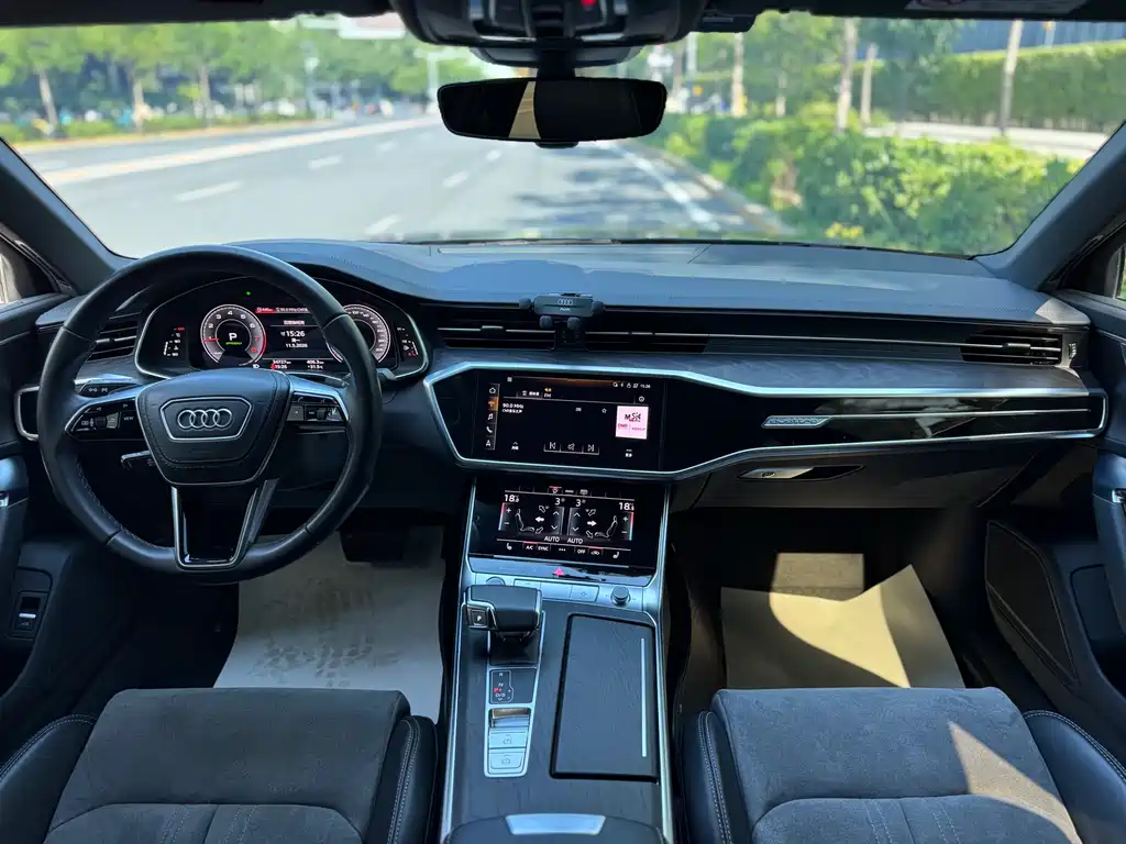 Audi A6L 2023 Facelift 45 TFSI quattro Premium Dynamic Model