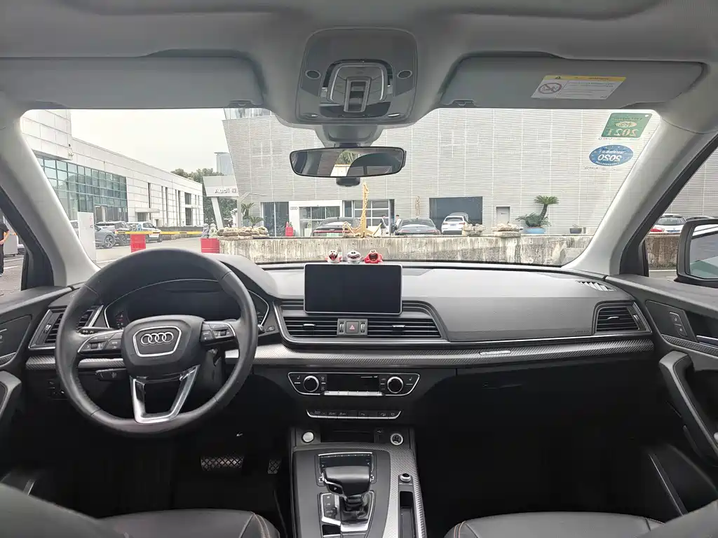 Audi Q5L 2018 45 TFSI Premium Fashion Edition National VI