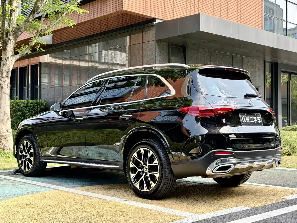 Mercedes-Benz GLC 2023 GLC 260 L 4MATIC Luxury 7-seat