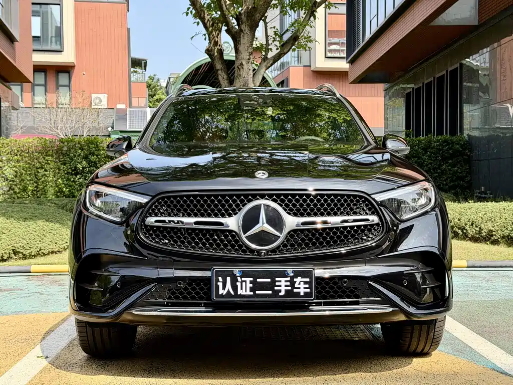 Mercedes-Benz GLC 2023 GLC 260 L 4MATIC Luxury 7-seat