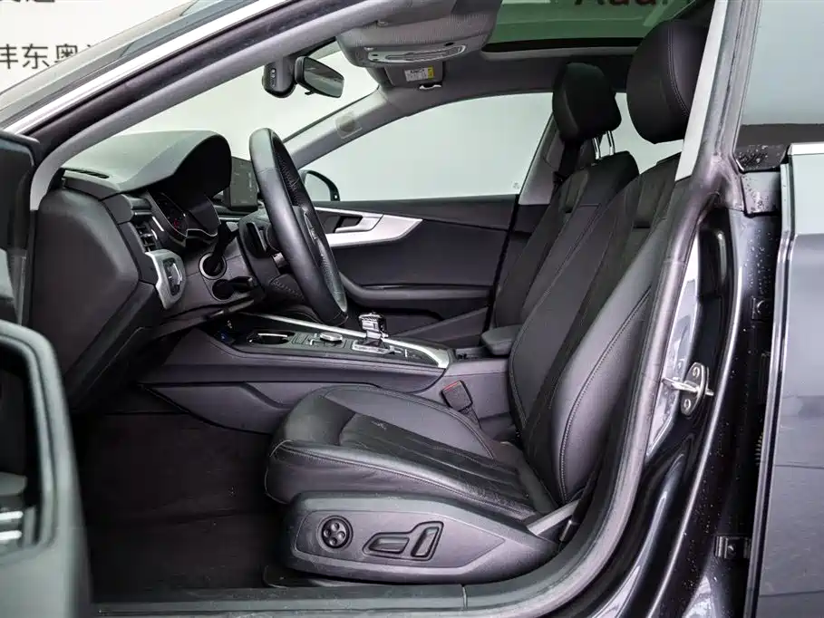 Audi A5 Import 2019 Sportback 40 TFSI Fashion Edition