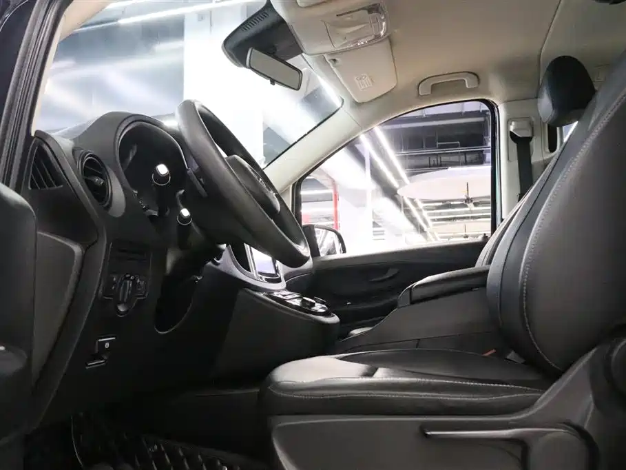 Volkswagen Viloran 2020 2.0T Elite 7-seat