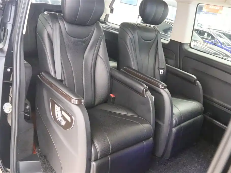Volkswagen Viloran 2020 2.0T Elite 7-seat