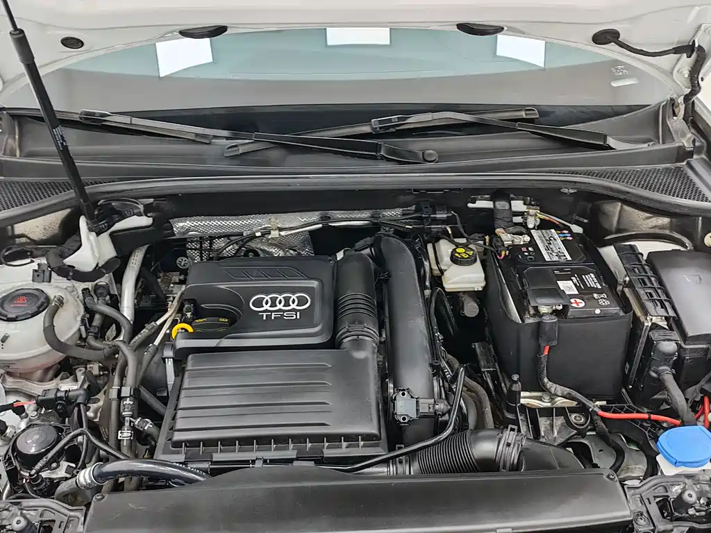 Audi Q3 2022 35 TFSI Sportline
