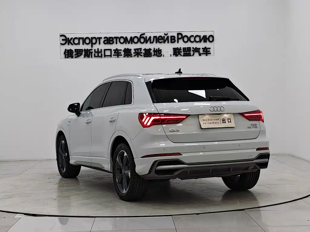 Audi Q3 2022 35 TFSI Sportline