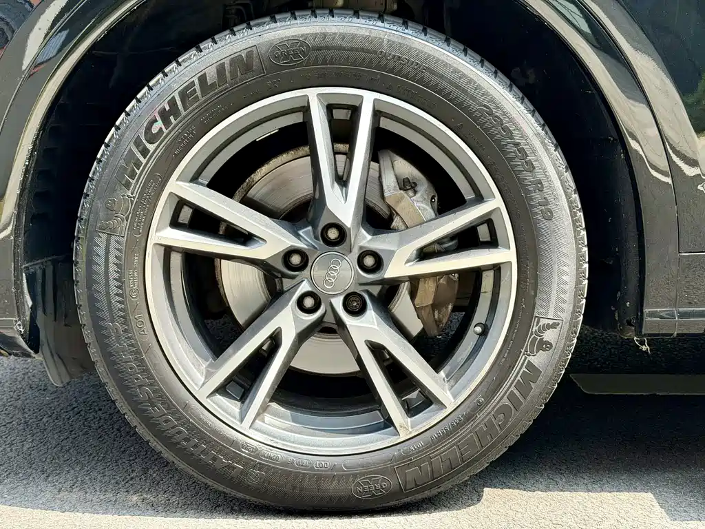 Audi Q5L 2020 45 TFSI Prestige Fashion Edition