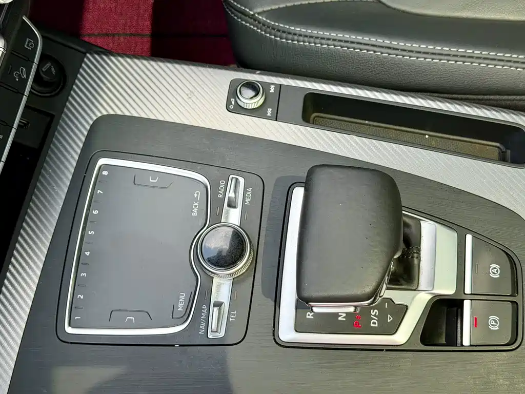 Audi Q5L 2020 45 TFSI Prestige Fashion Edition
