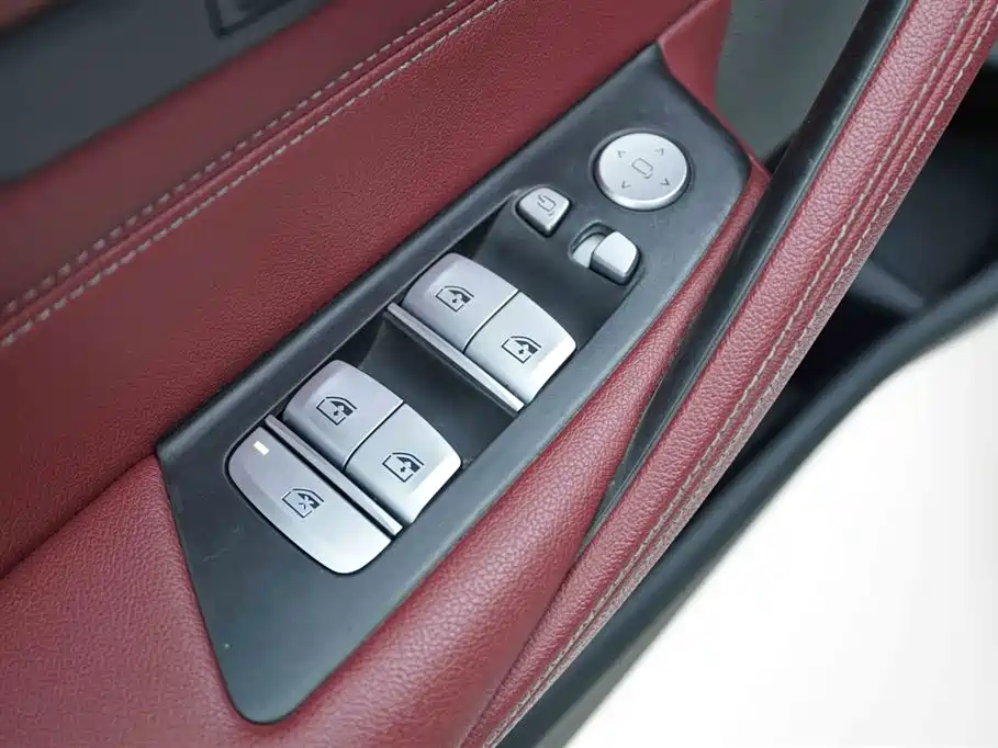 BMW 5 Series 2022 Model (Facelift 2) 525Li M Sport Package