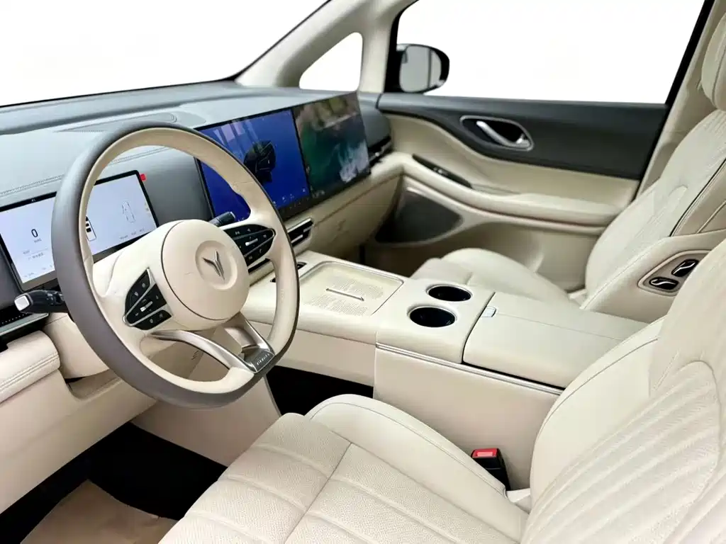 Dreamer 2025 PHEV All-Wheel Drive Flagship Kunpeng Edition