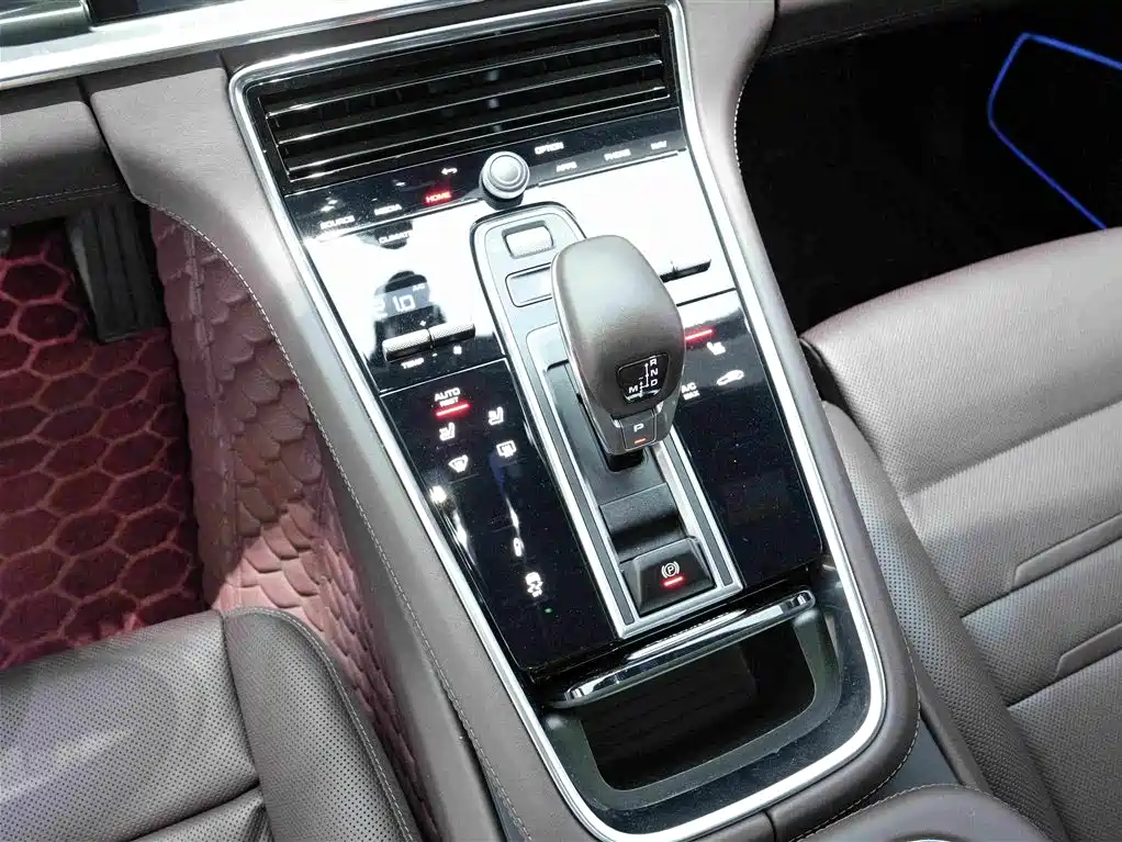 Panamera 2023 4 Executive Long Platinum Edition 2.9T