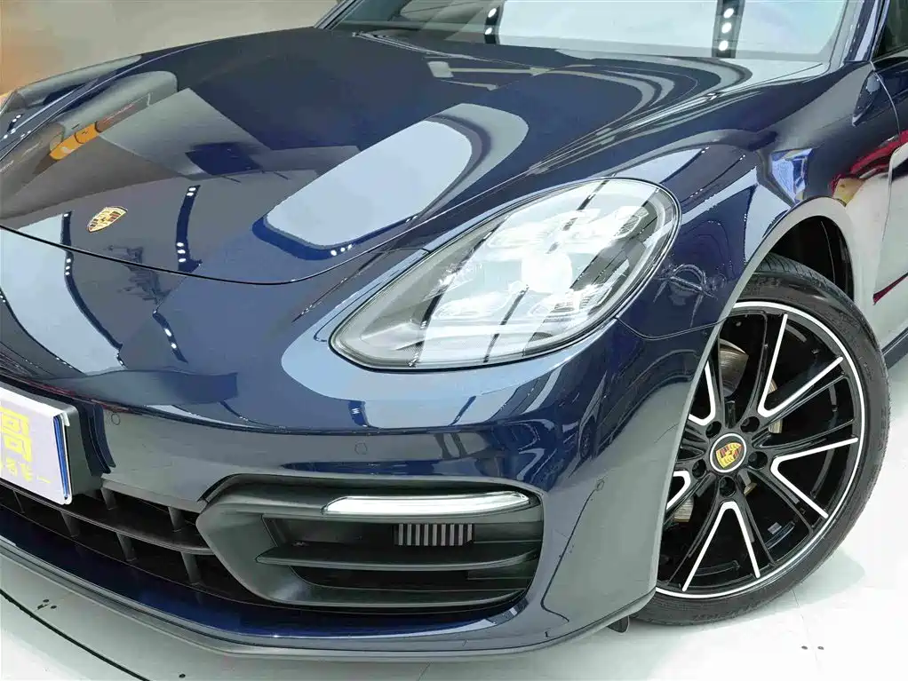Panamera 2023 4 Executive Long Platinum Edition 2.9T