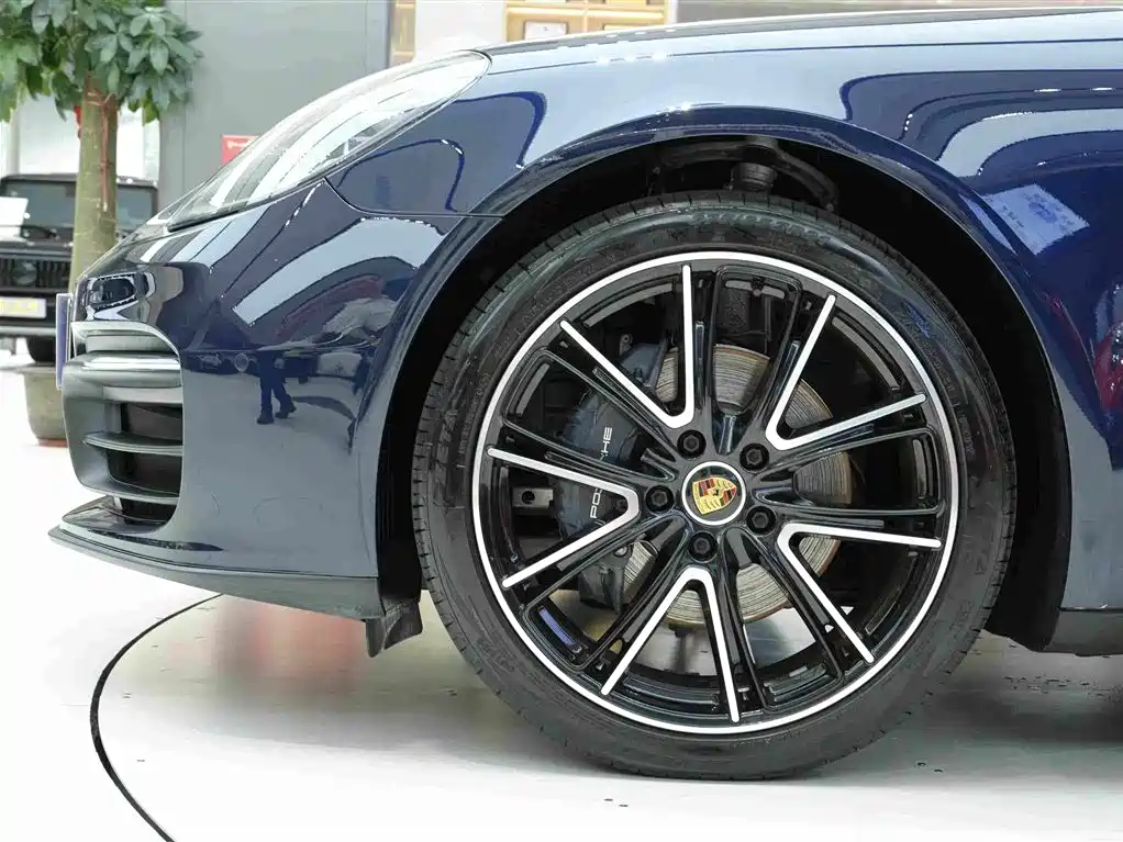 Panamera 2023 4 Executive Long Platinum Edition 2.9T