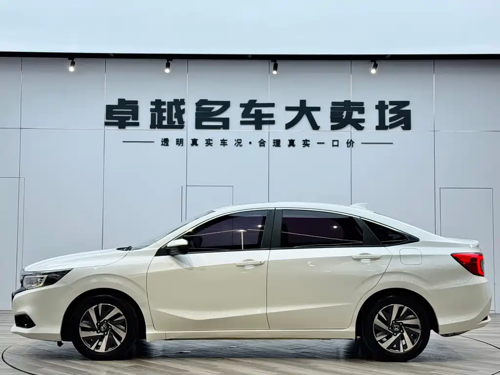 Lincan 2019 180Turbo CVT Luxury Edition National VI