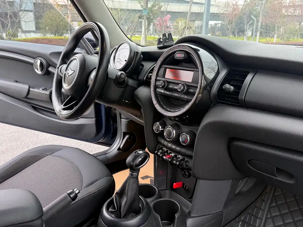 MINI 2014 1.2T ONE